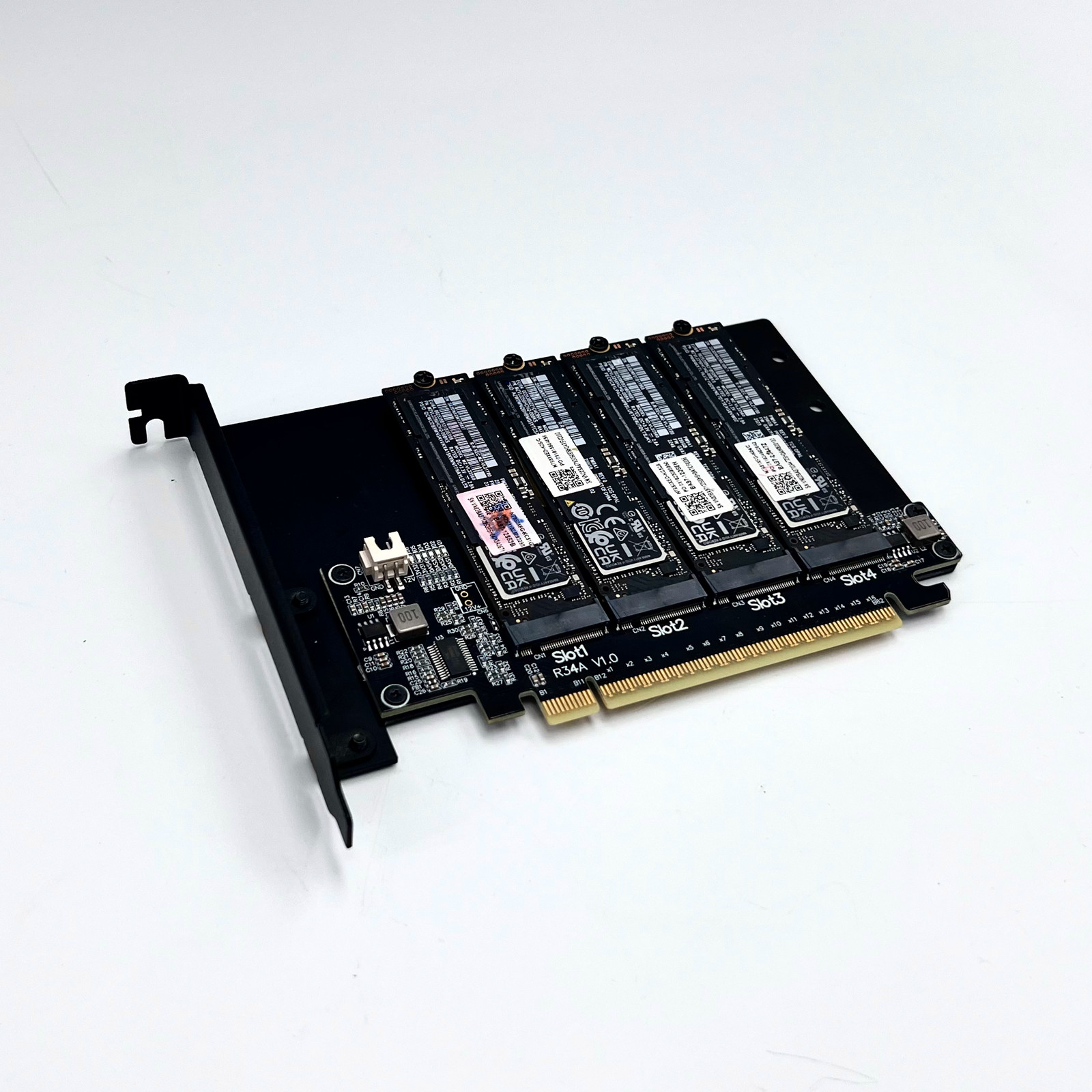 การ์ดแยกพอร์ตฮาร์ดดิสก์ M.2 NV - Quad M.2 Nvme Pcie Bifurcation Card บทวิจารณ์และราคา
